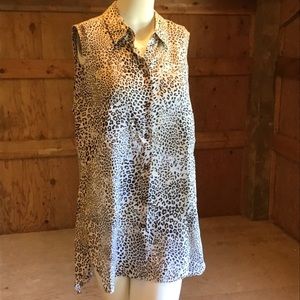 Chico’s Button Up Collard Sleeveless Shirt